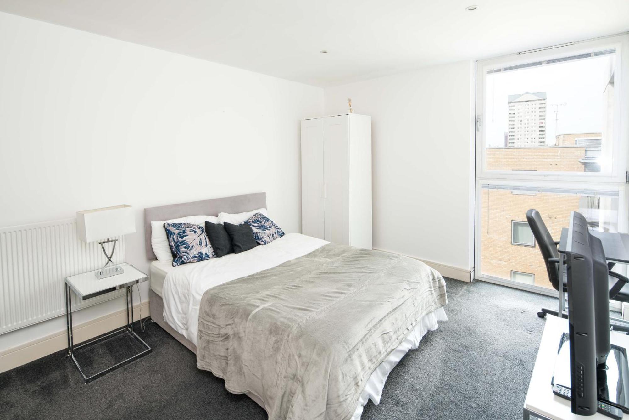 Immaculate 1-bed 1-bath In Area Appartamento Londra