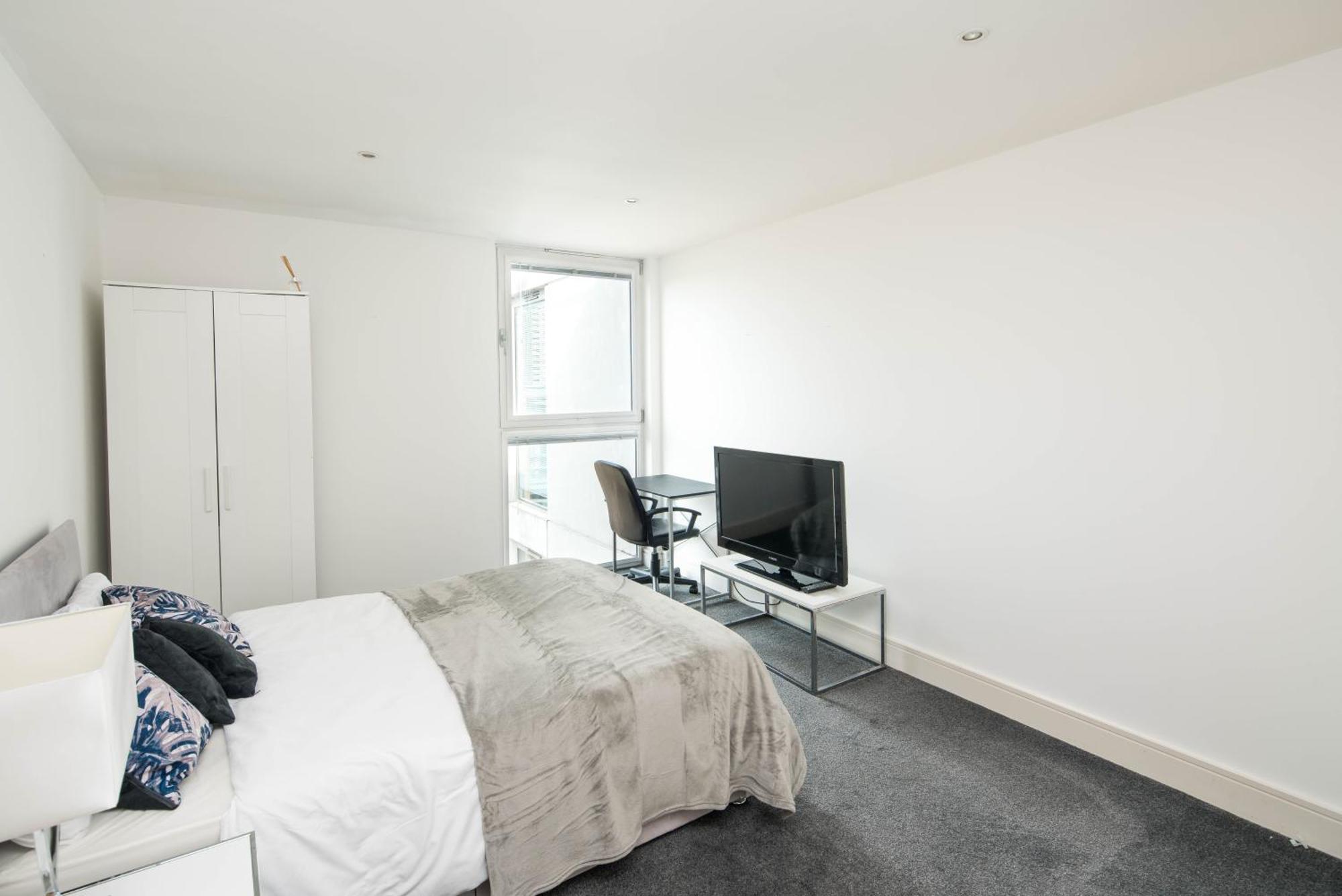 Immaculate 1-bed 1-bath In Area Londra